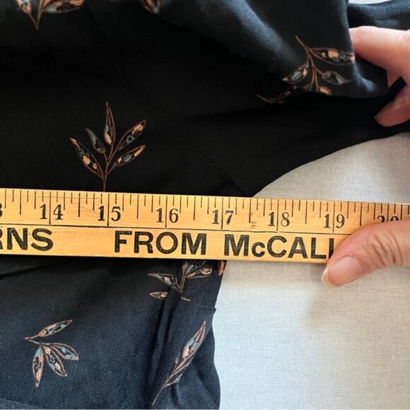 Rachel Mona Long Sleeve A Line Dress Black Leaf Print Tie Back Sz M - Picture 11 of 13